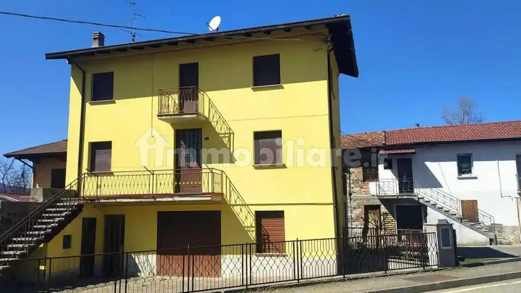 Casa indipendente in vendita a Brallo di Pregola