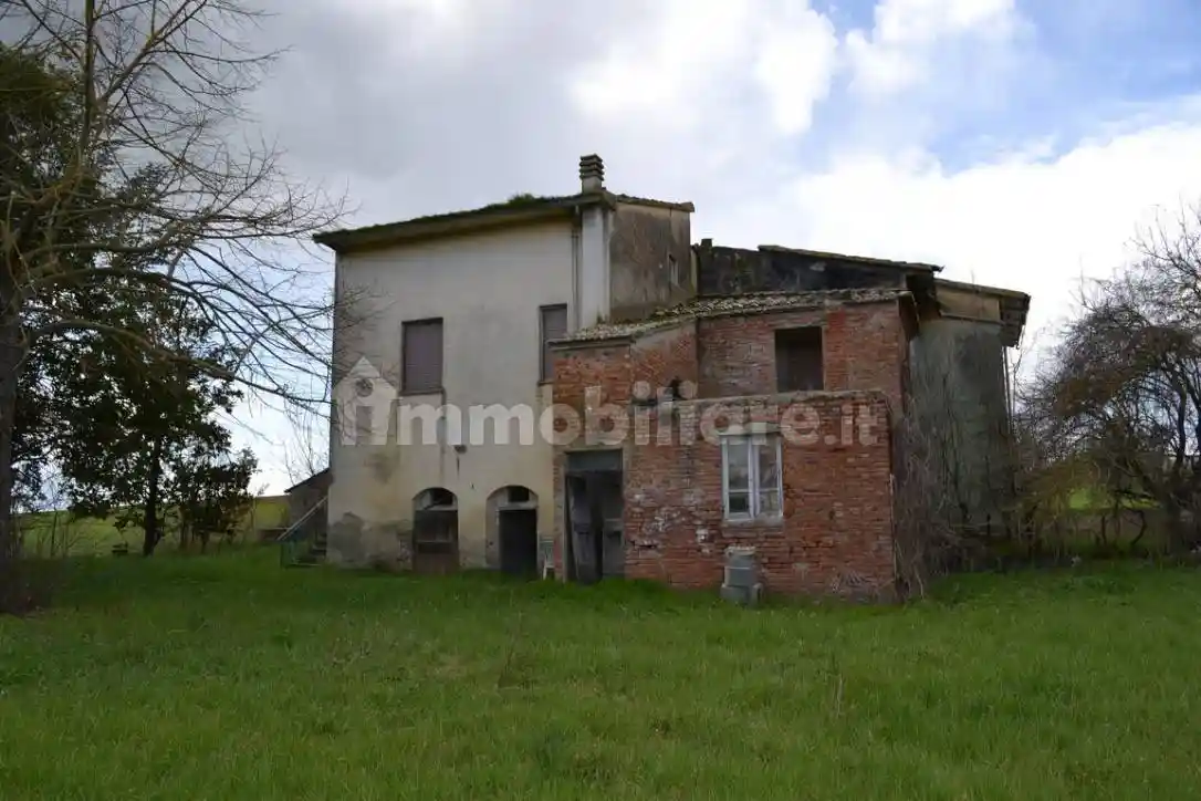 Rustico - Casale in vendita a Cortona