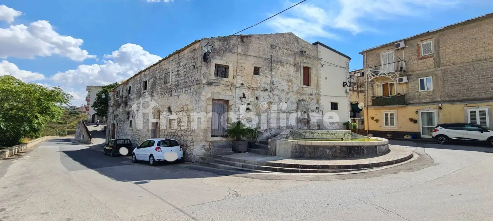 Palazzo - Edificio in vendita a Monterosso Almo