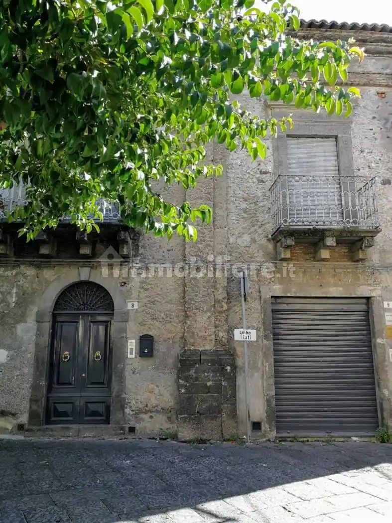 Appartamento in vendita a Bronte