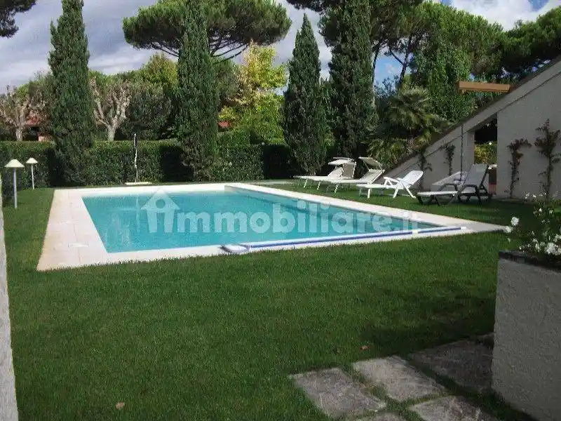 Villa in affitto a Forte dei Marmi