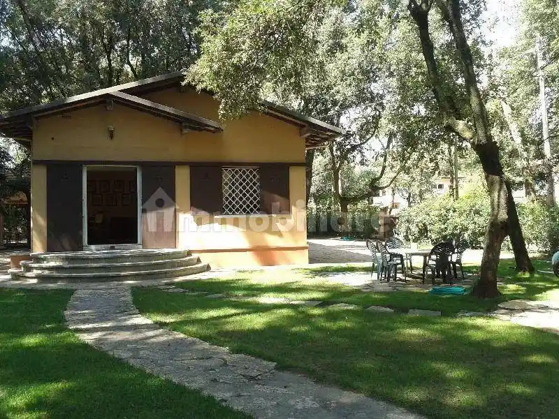 Villa in affitto a Forte dei Marmi