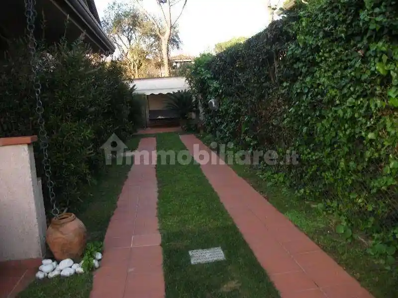 Villa in vendita a Forte dei Marmi