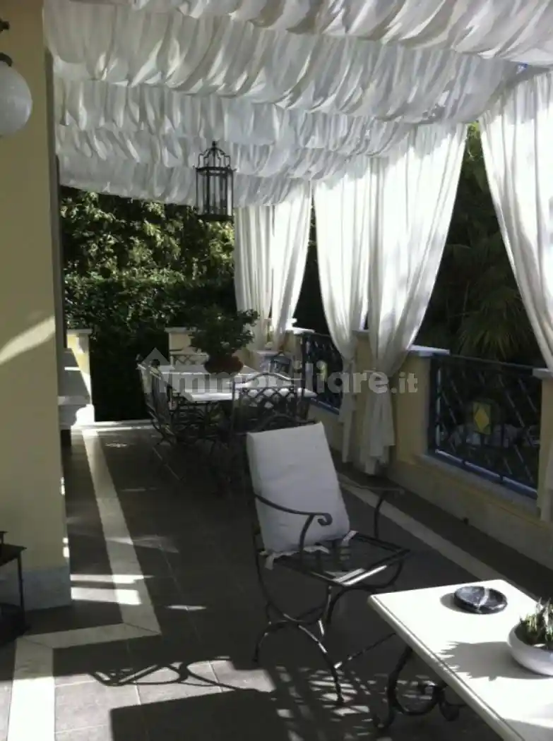 Villa in vendita a Forte dei Marmi