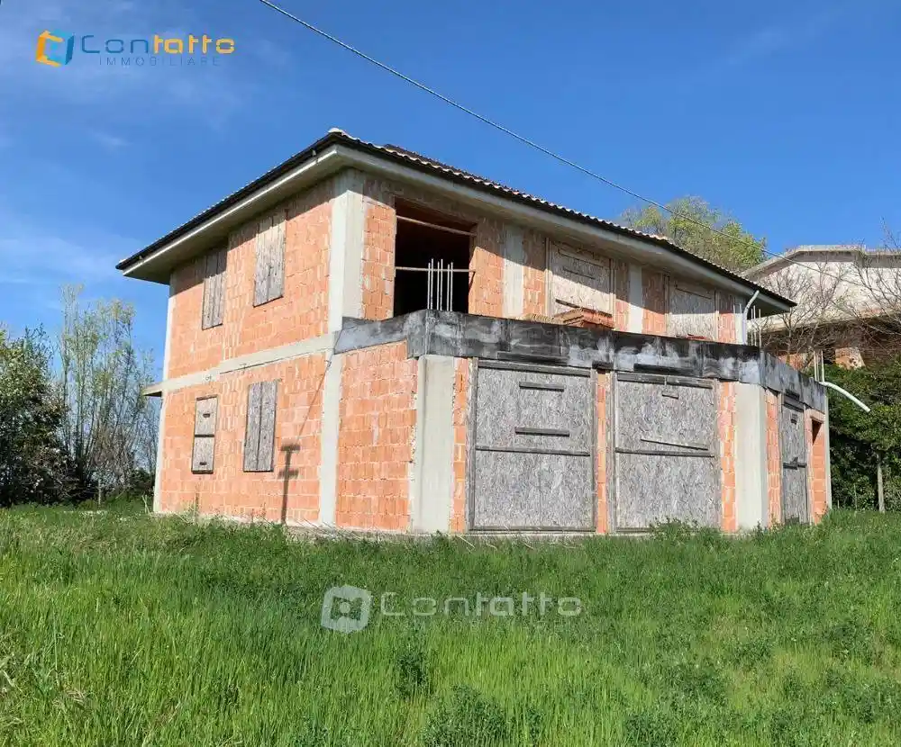 Terratetto unifamiliare 390 m², nuova, Carassai - foto 3