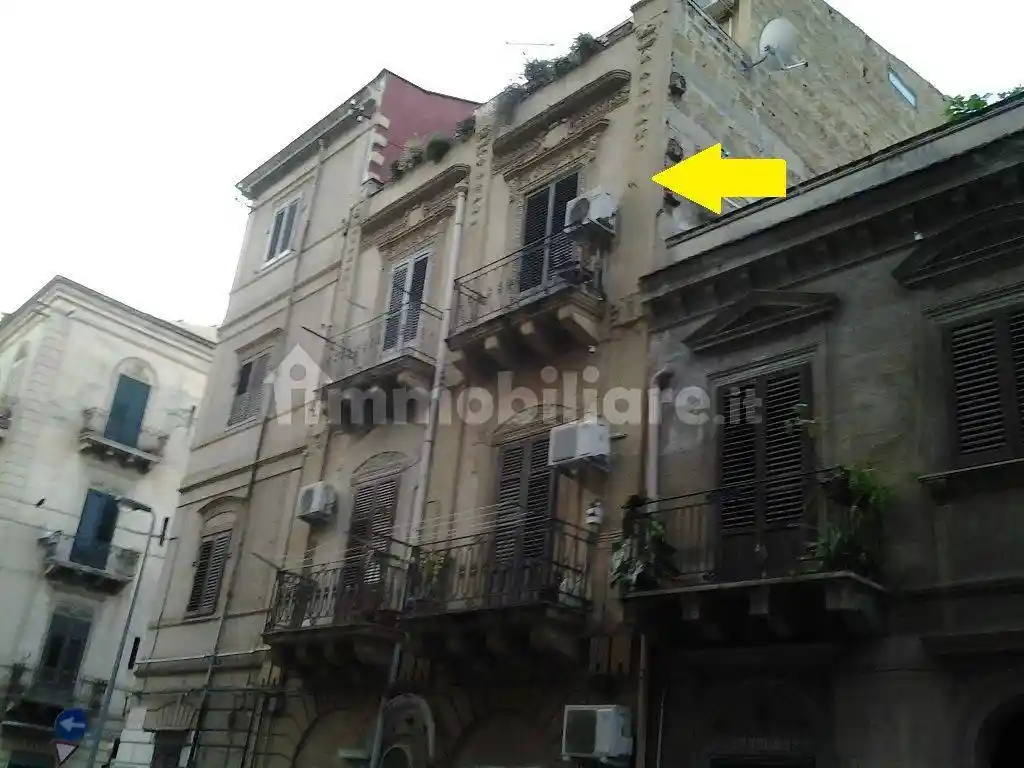 Appartamento in vendita a Palermo