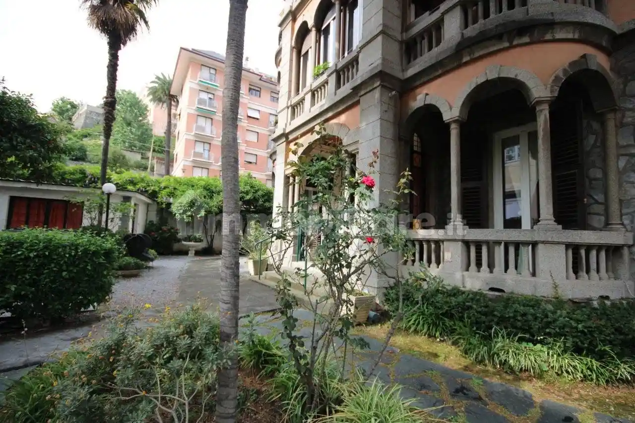 Villa in vendita a Genova