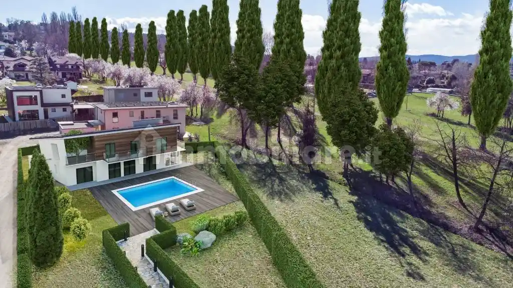 Villa in vendita a Bodio Lomnago