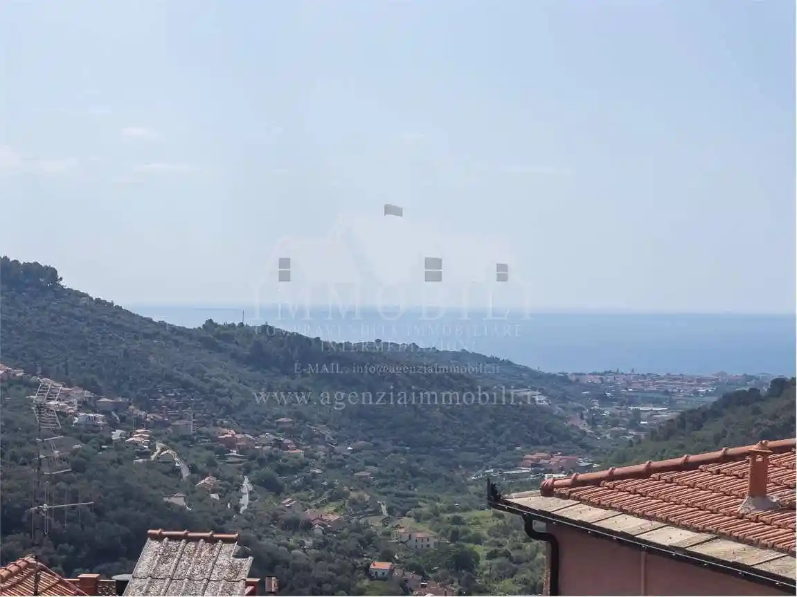 Casa indipendente in vendita a Diano Arentino