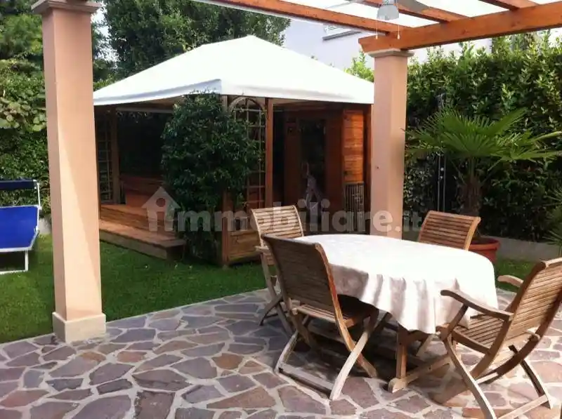 Villa in affitto a Forte dei Marmi