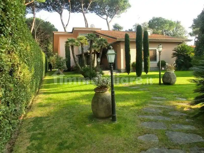 Villa in affitto a Forte dei Marmi
