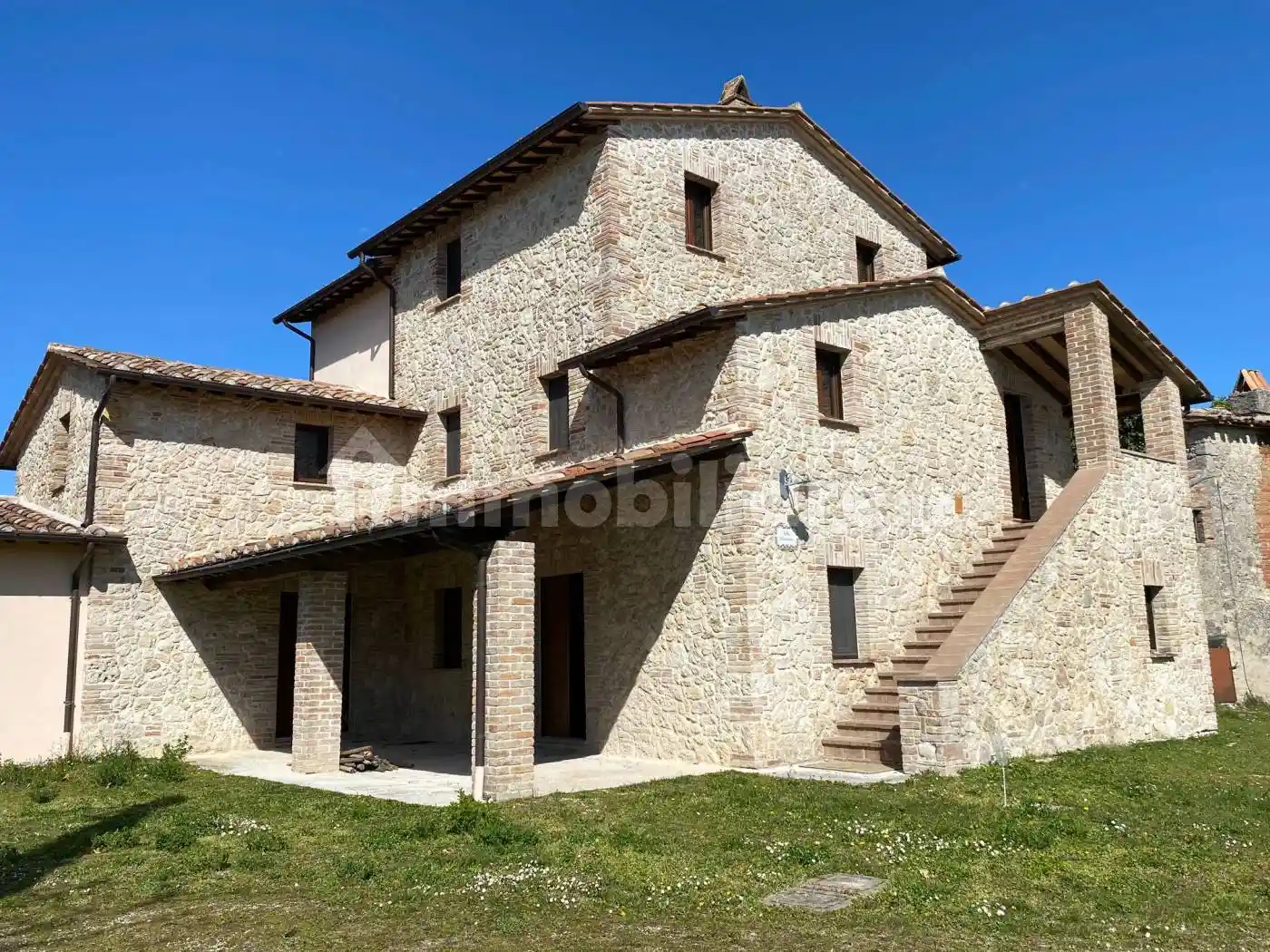 Rustico - Casale in vendita a Avigliano Umbro