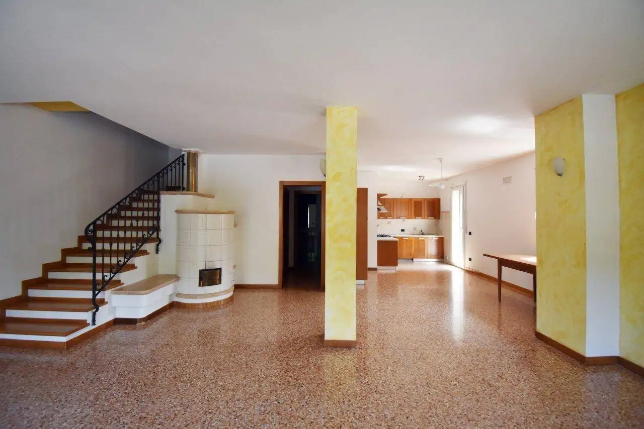 Quadrilocale via Costa, Altissimo - foto 2