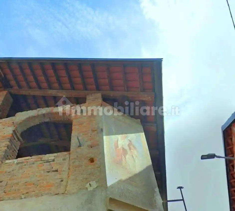 Palazzo - Edificio in vendita a Mathi