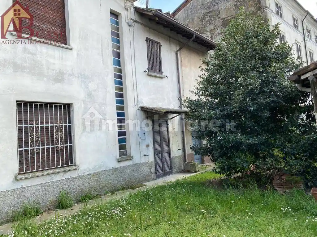 Casa indipendente in vendita a Borgo San Siro