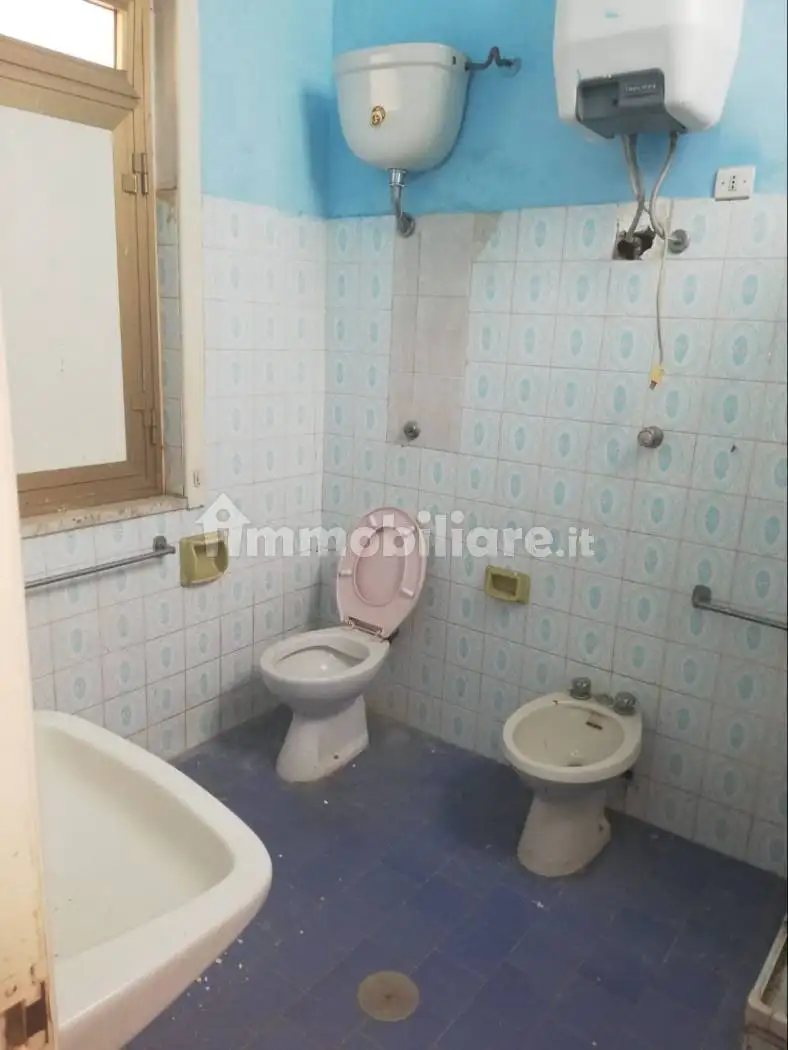 Palazzo - Edificio in vendita a Castel San Giorgio