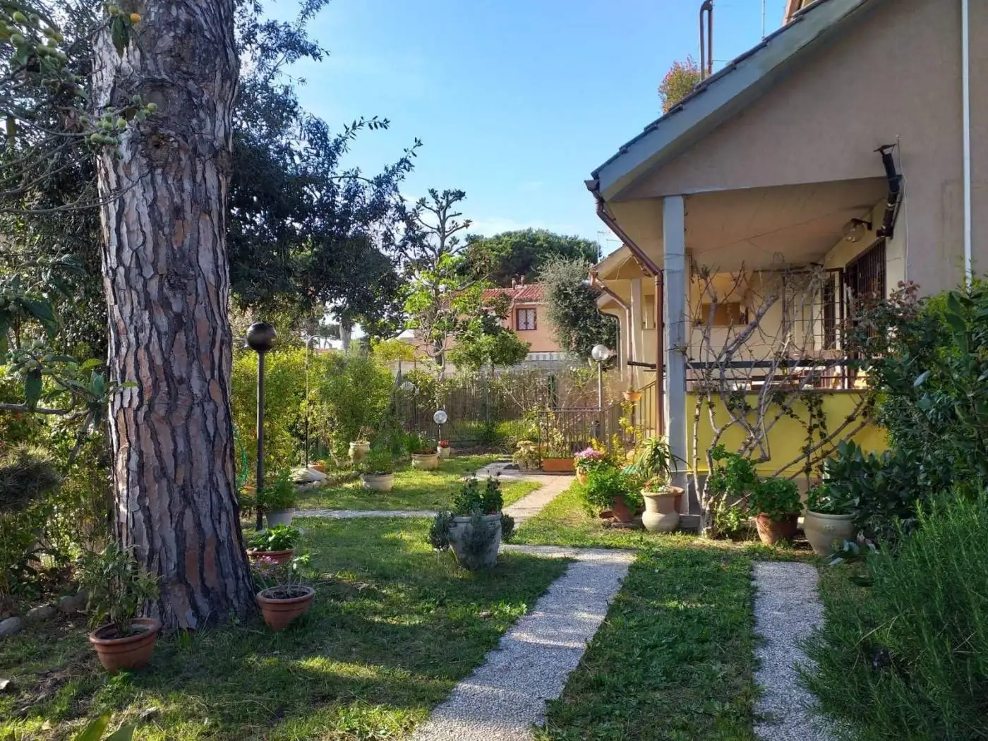 Villa in affitto a Anzio