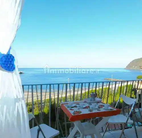 Appartamento in affitto a Levanto