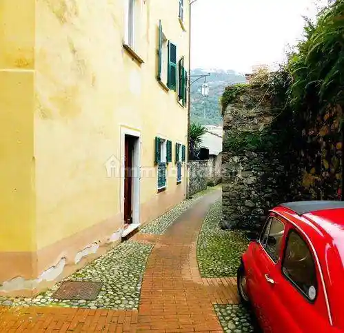 Appartamento in affitto a Levanto