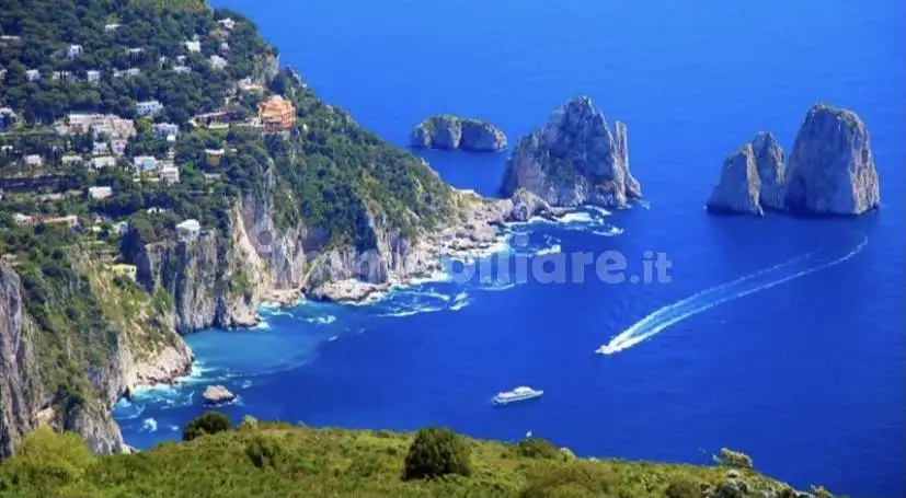 Palazzo - Edificio in vendita a Anacapri