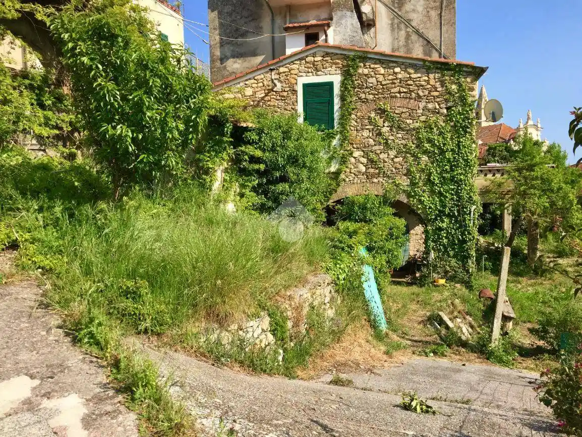 Rustico - Casale in vendita a Diano San Pietro