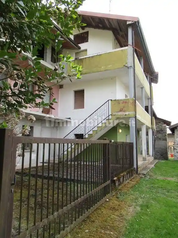 Casa indipendente in vendita a Teglio