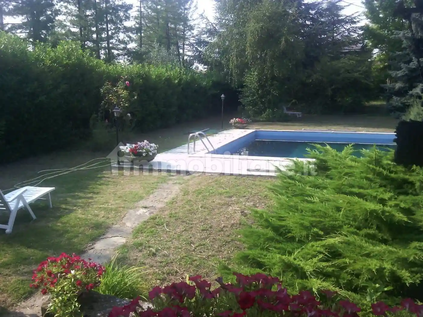 Casa indipendente in vendita a Montechiaro d'Acqui
