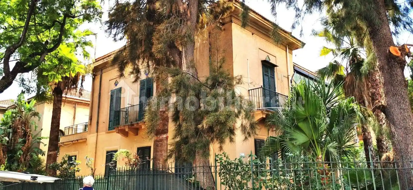 Villa in vendita a Palermo