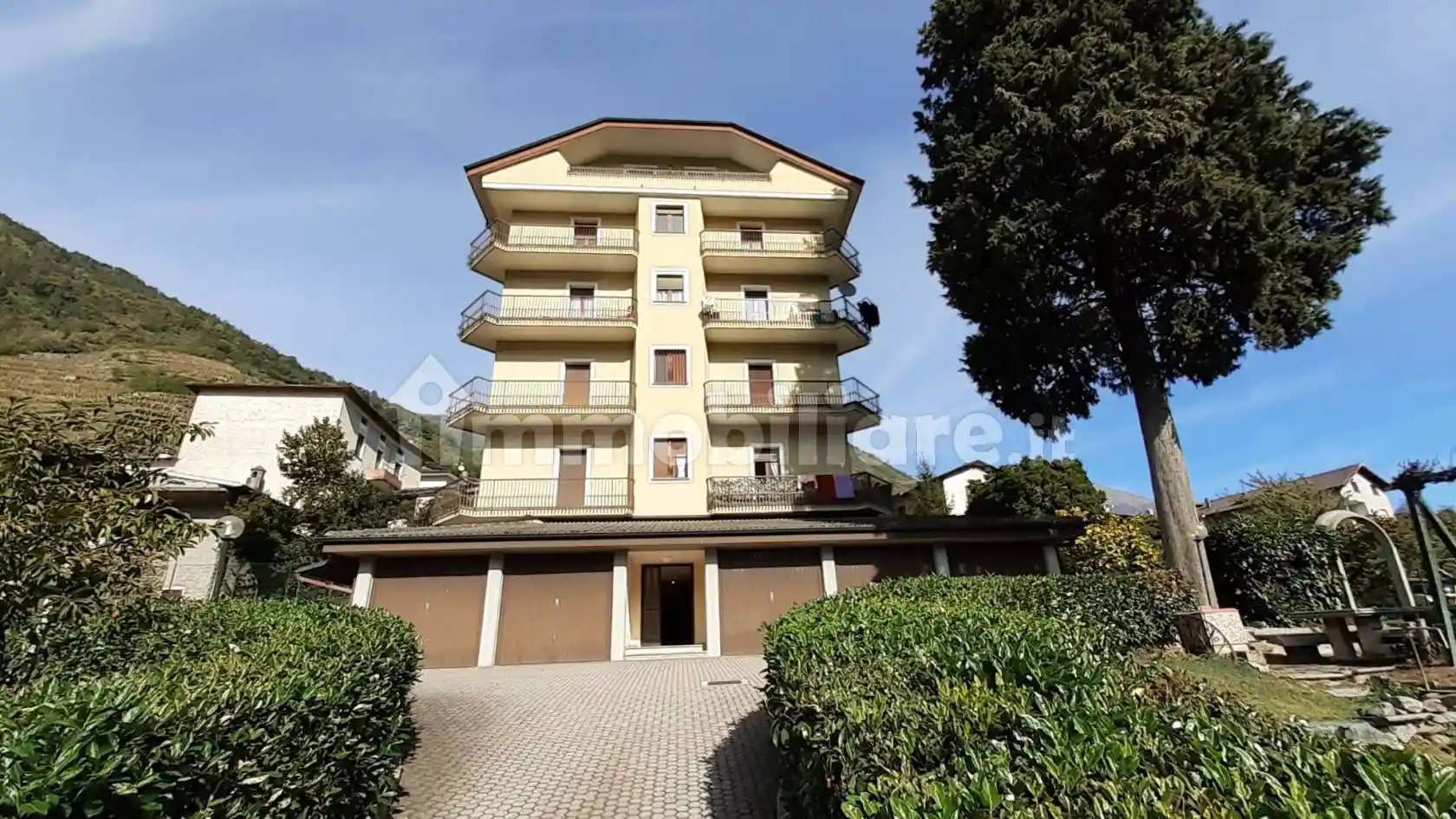 Appartamento in vendita a Bianzone
