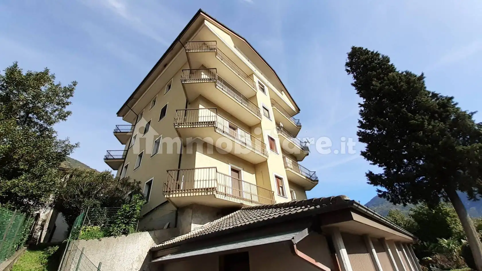 Appartamento piazza Ezio Vanoni 9, Centro, Bianzone - foto 3