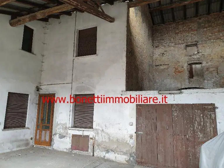 Rustico - Casale in vendita a Pianengo