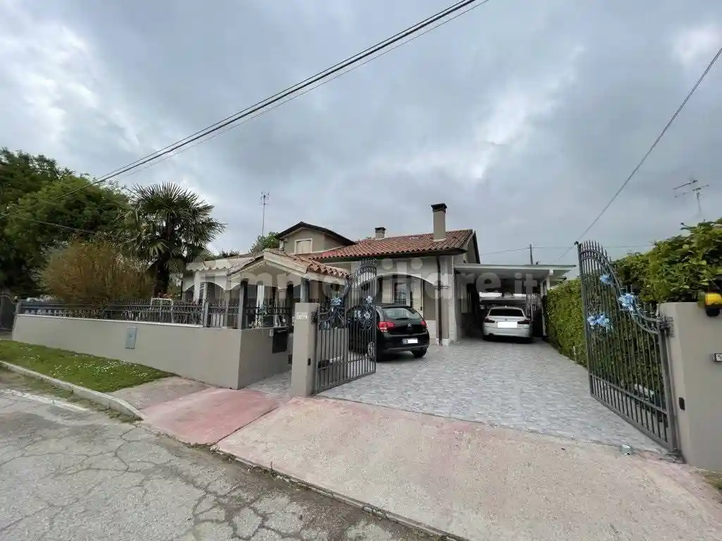 Villa in vendita a Venezia