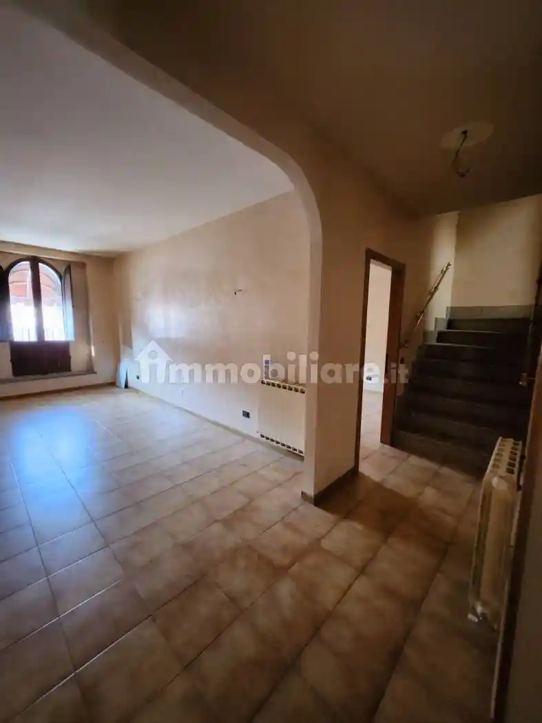 Appartamento in vendita a Russi