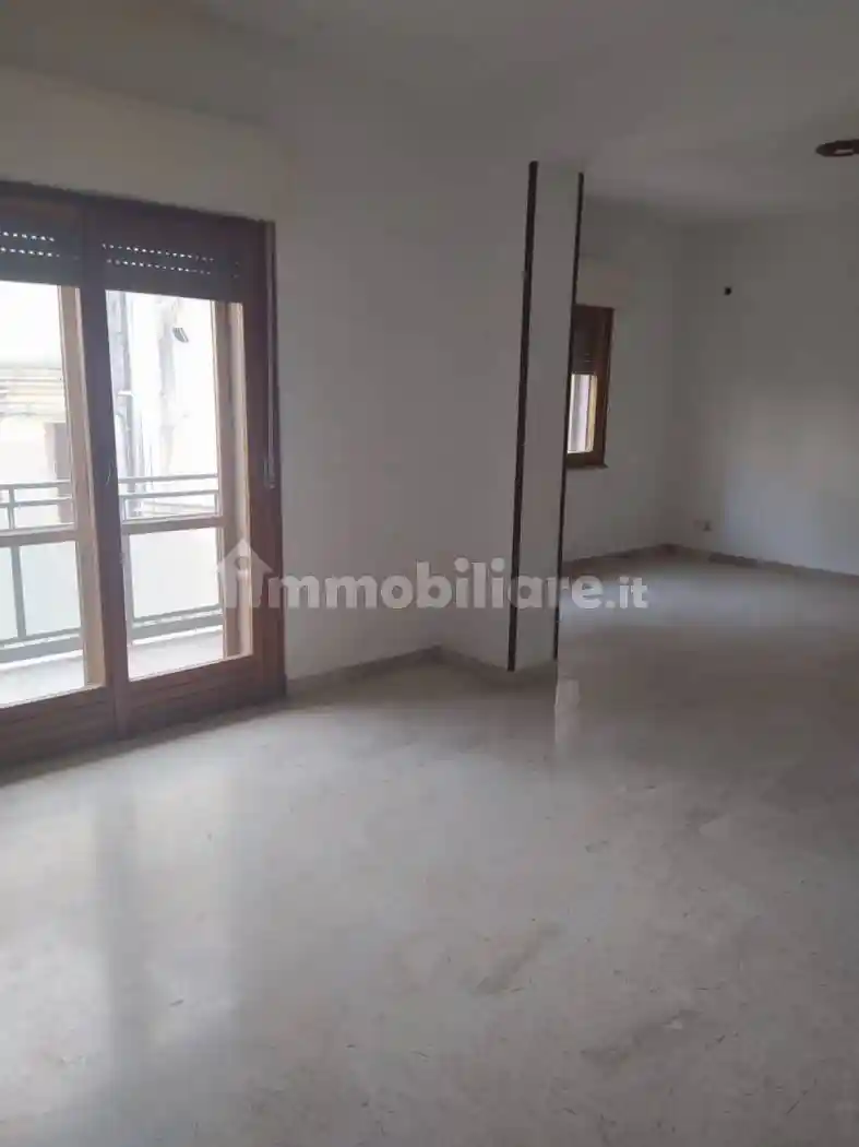 Trilocale via 20 Settembre 62, Centro Storico, Catanzaro - foto 3