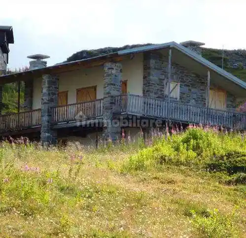 Rustico - Casale in vendita a La Thuile