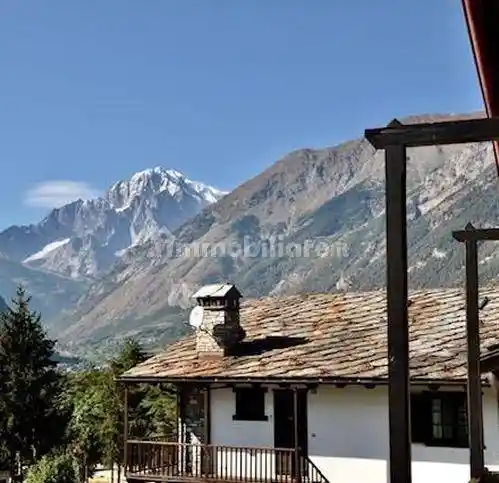 Appartamento in vendita a La Salle