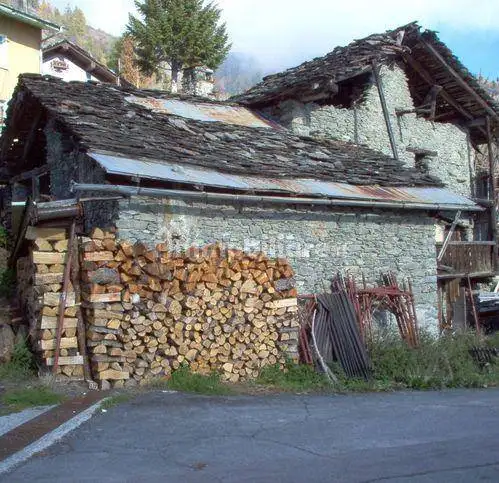 Rustico, da ristrutturare, 300 m², Allein - foto 4