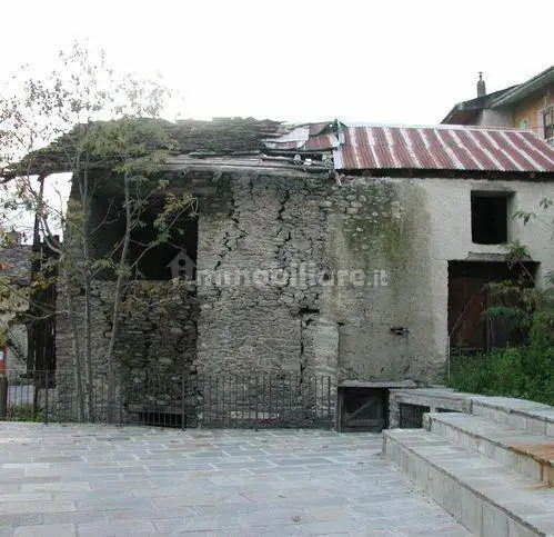 Rustico, da ristrutturare, 300 m², Allein - foto 5