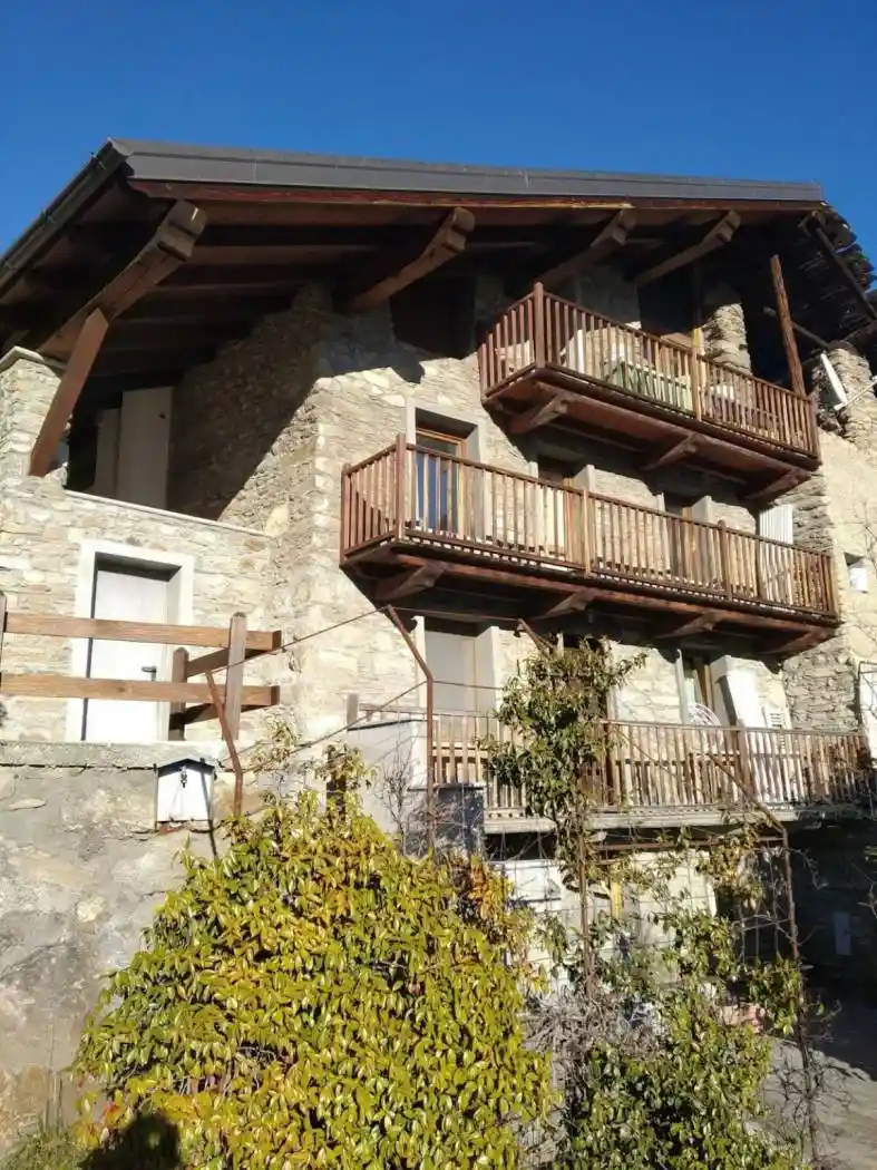 Casa indipendente in vendita a Sarre