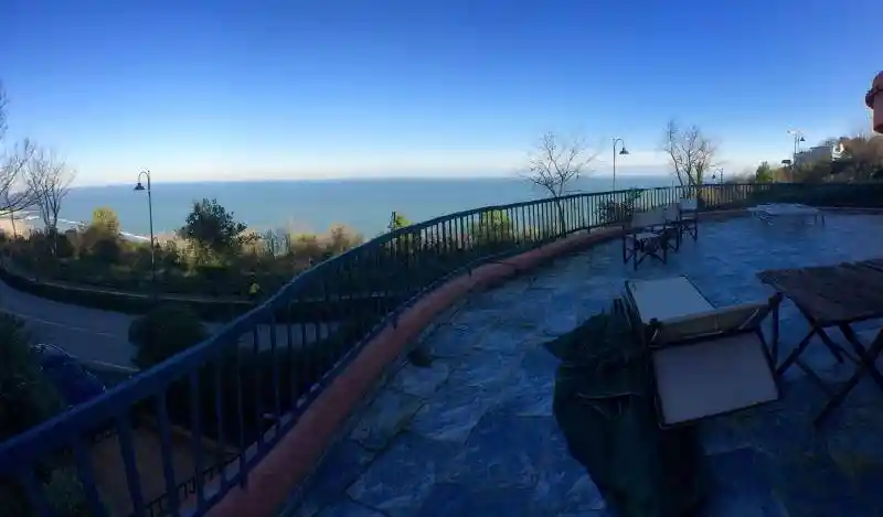 Villa in vendita a Gabicce Mare