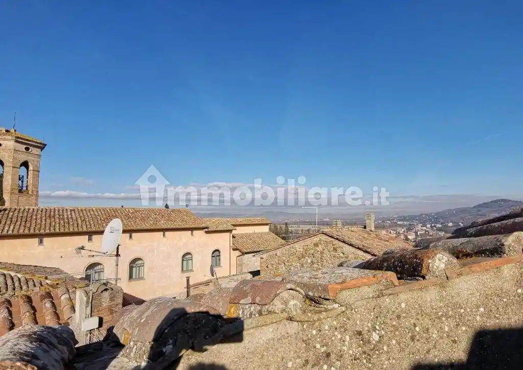 Casa indipendente in vendita a Deruta