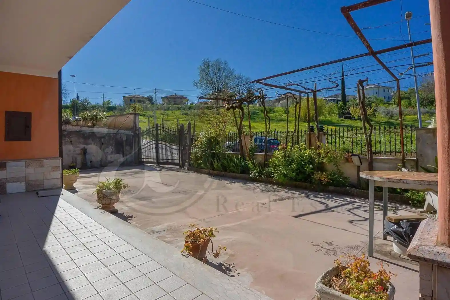 Casa indipendente in vendita a Monte San Giovanni Campano