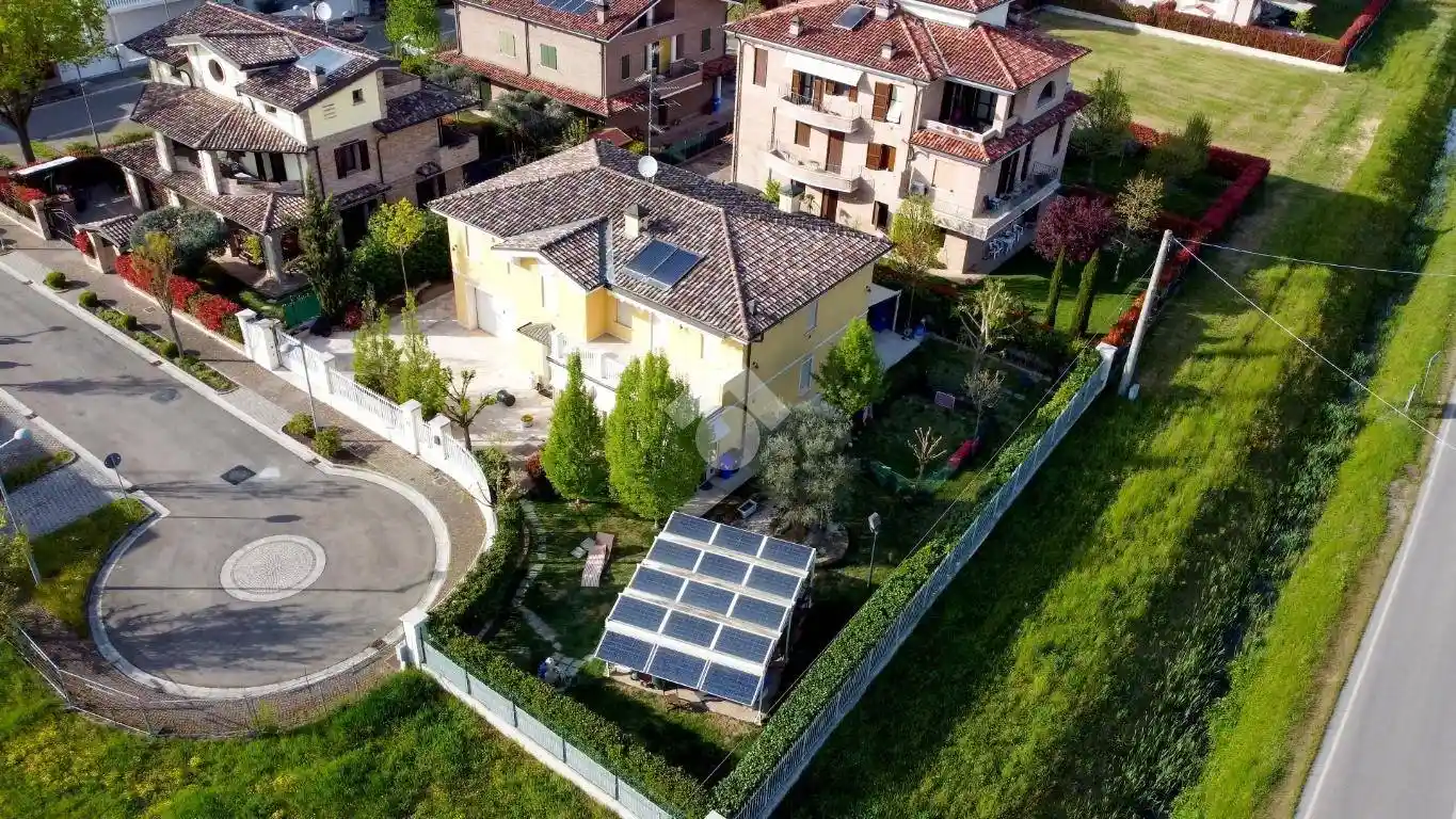 Villa in vendita a Carpi