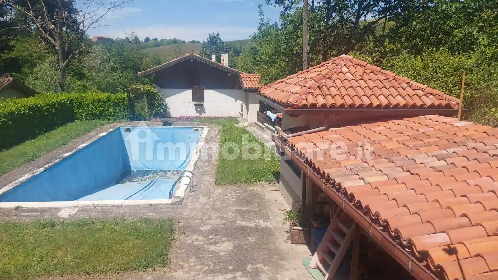 Rustico - Casale in vendita a Sarezzano