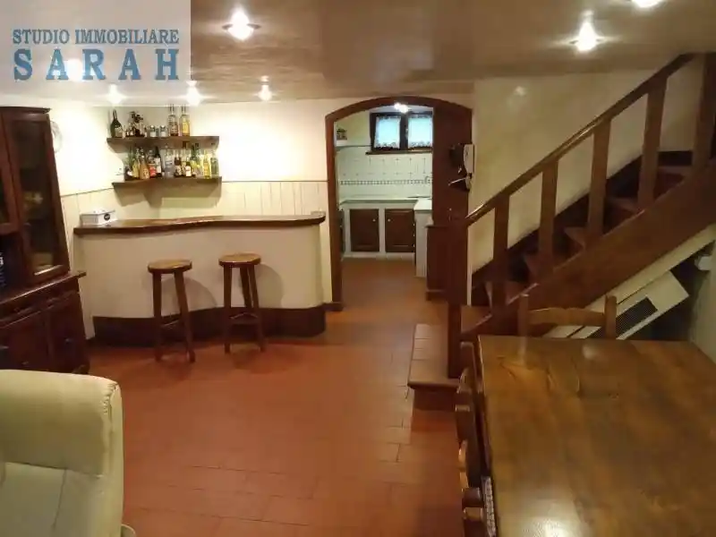 Casa indipendente in vendita a Camaiore