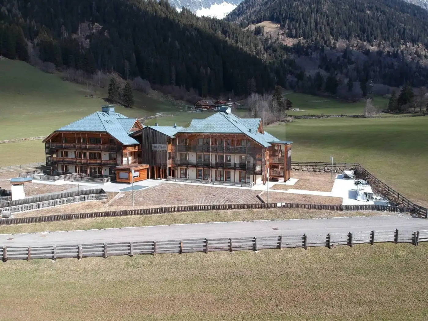 Palazzo - Edificio in vendita a Rasun Anterselva
