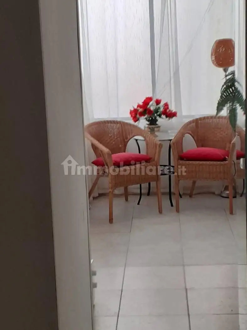 Appartamento in affitto a Napoli