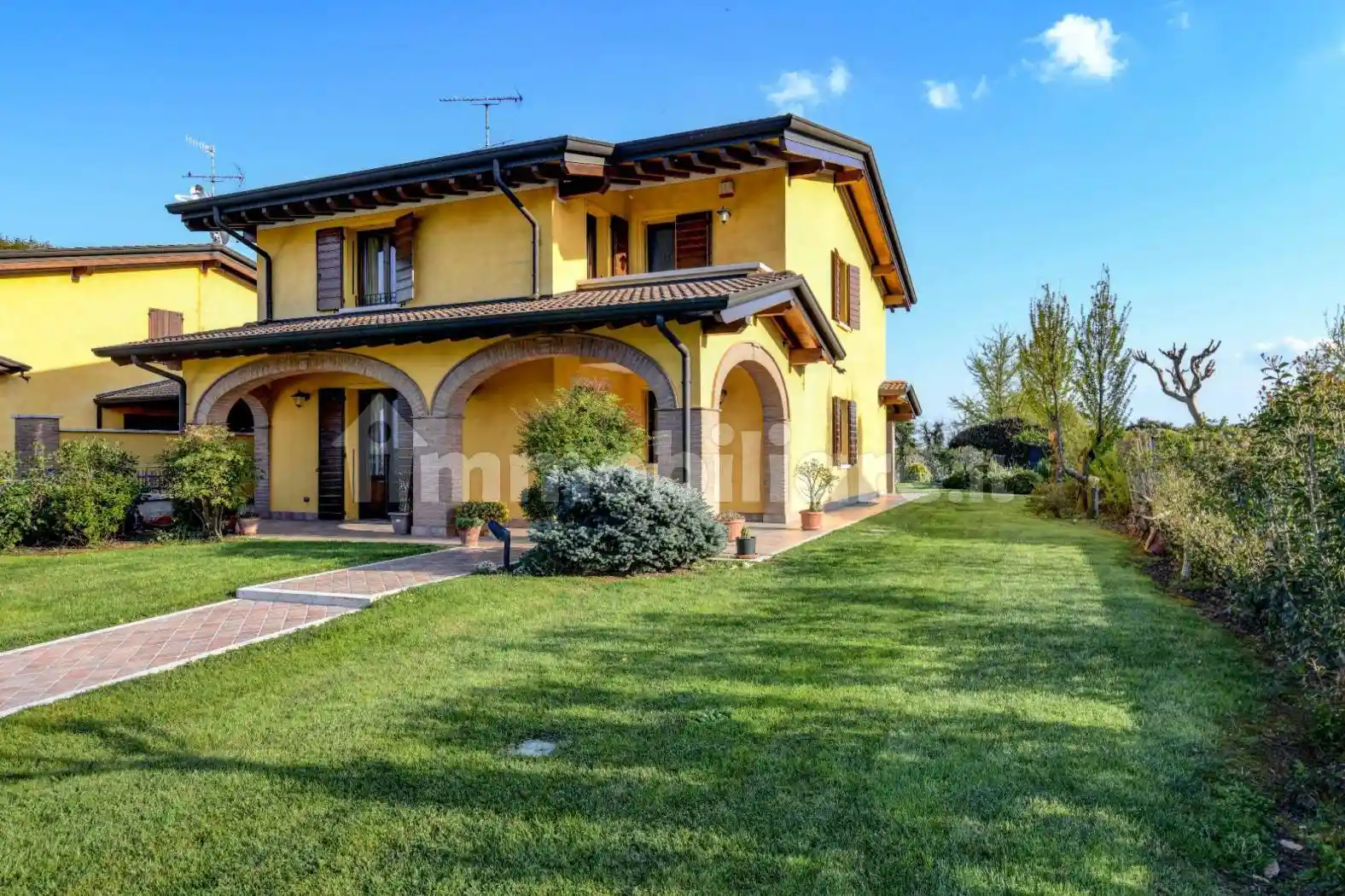 Villa in vendita a Solferino