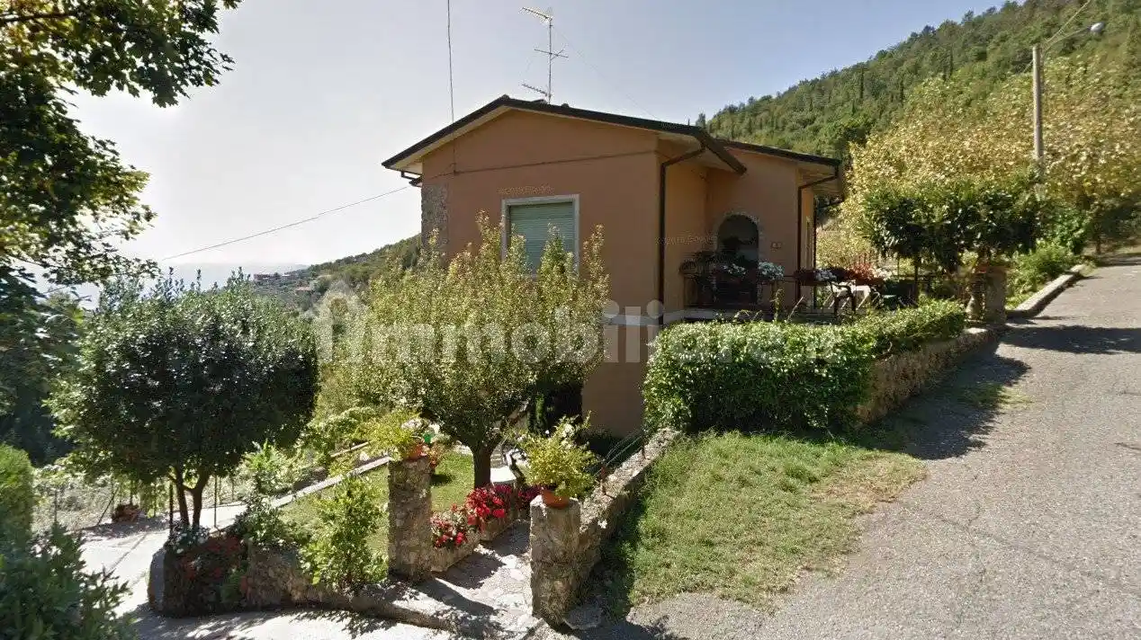 Appartamento in vendita a Castelnuovo Magra