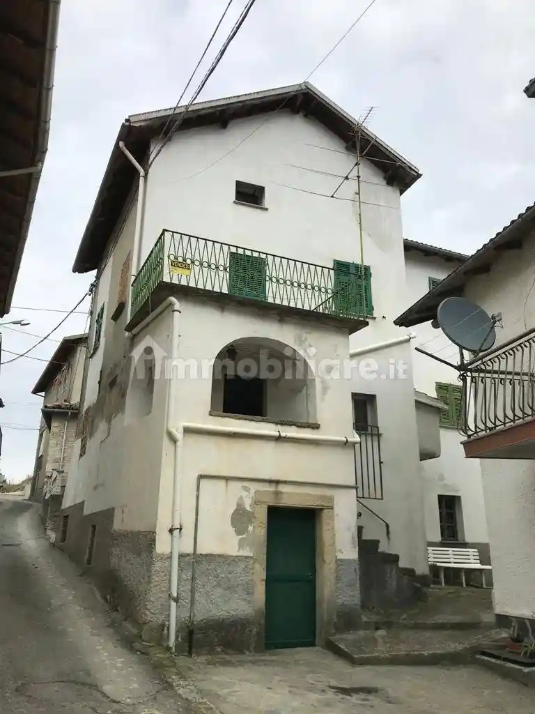 Casa indipendente in vendita a Parodi Ligure